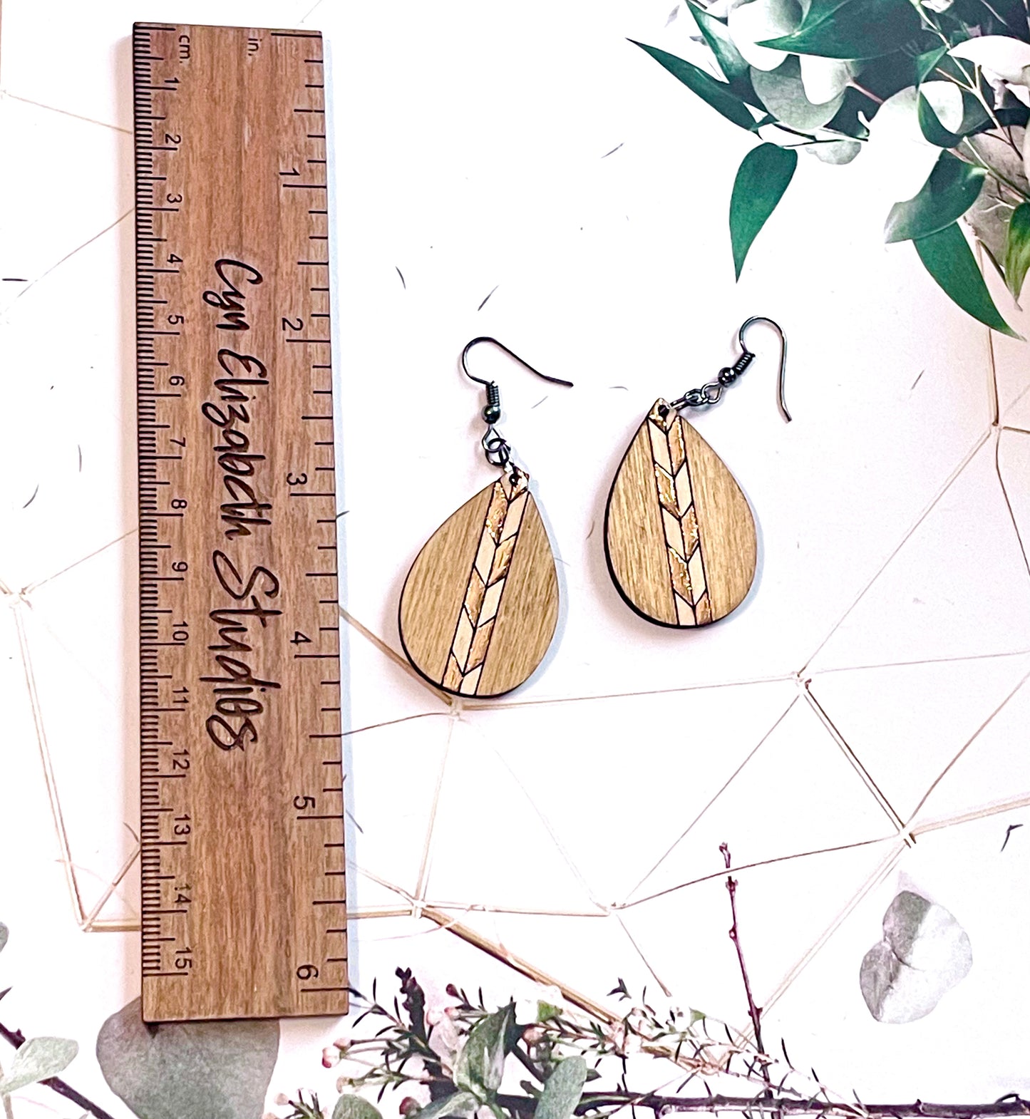 Arrow Line Wood Earrings