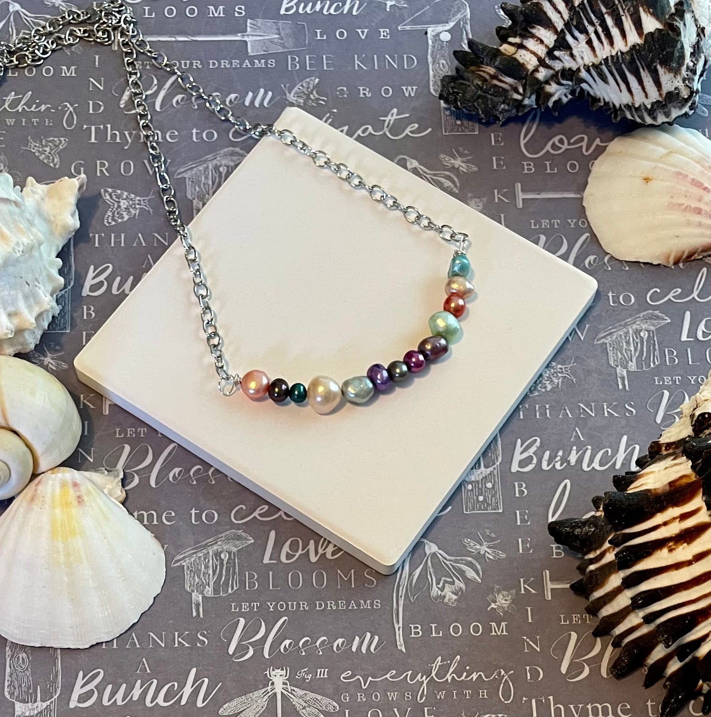 Multicolor Pearl Bar Necklace